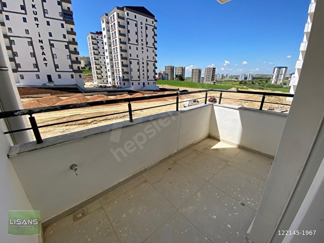 KABASAKALDA YOLA 5 DK. MESAFEDE KAPALI MUTFAKLI 3+1 ÇİFT BANYO ÇOK CAZİP FİYAT - Görsel 10