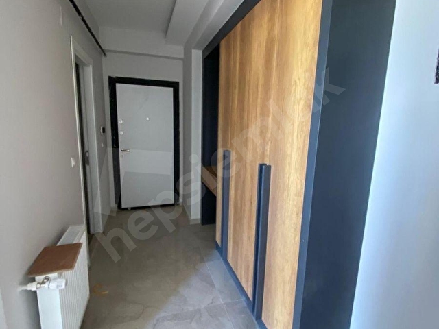 KABASAKALDA YOLA 5 DK. MESAFEDE KAPALI MUTFAKLI 3+1 ÇİFT BANYO ÇOK CAZİP FİYAT - Görsel 26