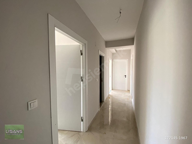 KABASAKALDA YOLA 5 DK. MESAFEDE KAPALI MUTFAKLI 3+1 ÇİFT BANYO ÇOK CAZİP FİYAT - Görsel 29