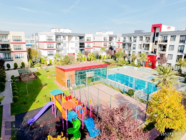 LUXORA` KARTEPE KARCİTY`DE HAVUZA CEPHE KİRALIK 2+1 80 M² DAİRE - Görsel 2