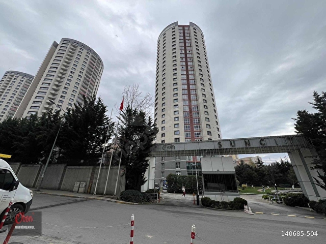 Ağaoğlu My World Sun Cityde 7/24 güvenlik havuzlu 3+1 net155 m²