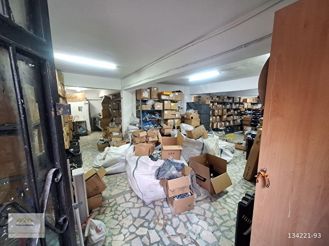 Ferhatpaşada Kiralık 400 m2 2 katlı Dükkan İşyeri - Görsel 26