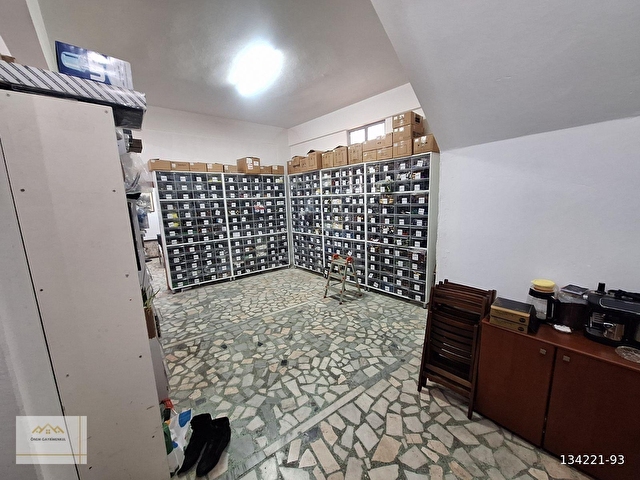 Ferhatpaşada Kiralık 400 m2 2 katlı Dükkan İşyeri - Görsel 21