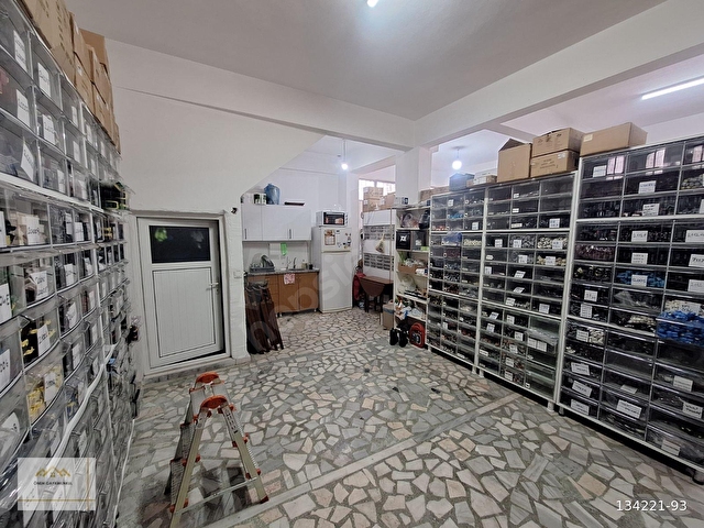 Ferhatpaşada Kiralık 400 m2 2 katlı Dükkan İşyeri - Görsel 20