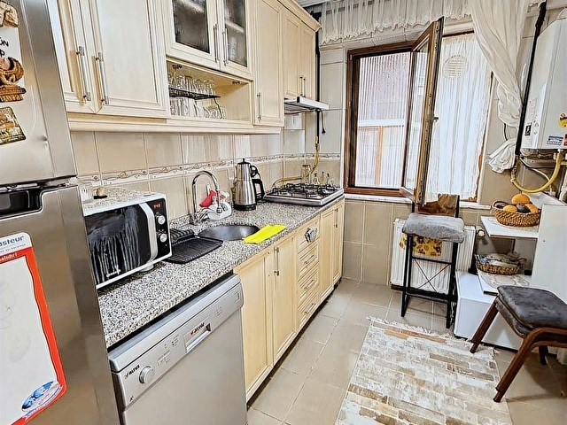 ALİBEYKÖY GÜZELTEPE METRO TRAMVAY YAKINI 3+1 SATILIK DAİRE - Görsel 13