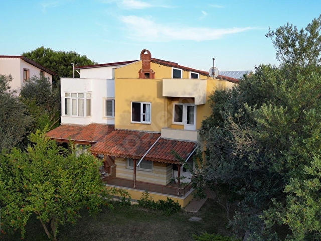 Burhaniye Pelitköyde Denize 100 Metre Mesafede Satılık 3+1 Villa - Görsel 4