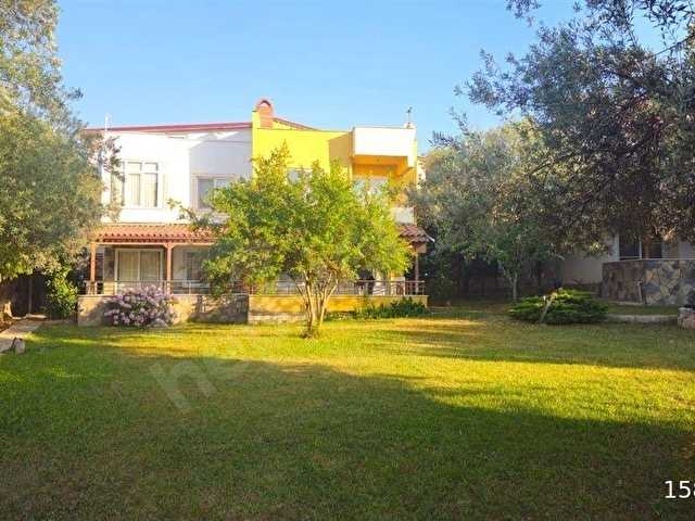 Burhaniye Pelitköyde Denize 100 Metre Mesafede Satılık 3+1 Villa - Görsel 2