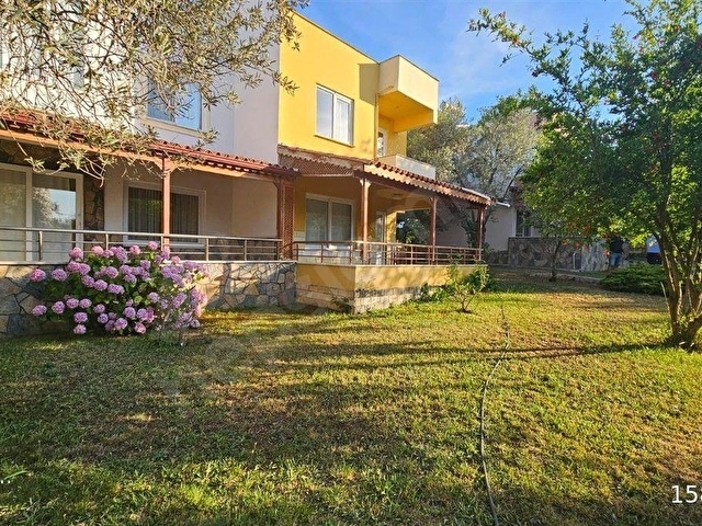 Burhaniye Pelitköyde Denize 100 Metre Mesafede Satılık 3+1 Villa - Görsel 3
