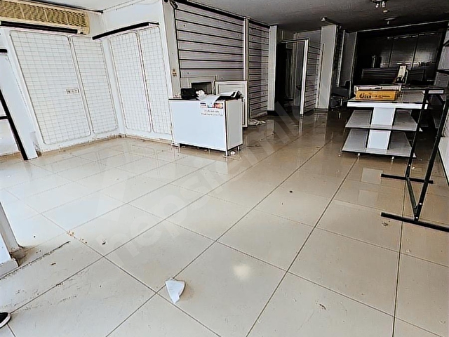 cumhuriyet mahallesinde merkezi konumda, 160 m2, 2 katlı dükkan
