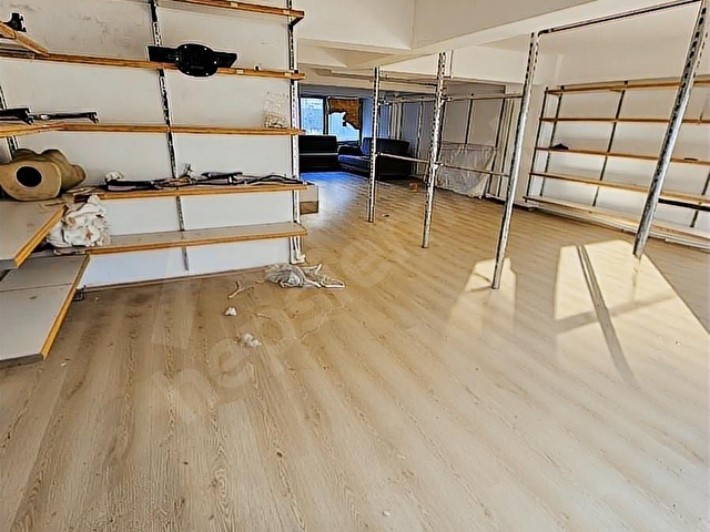 cumhuriyet mahallesinde merkezi konumda, 160 m2, 2 katlı dükkan - Görsel 20