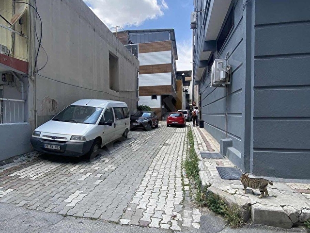 İZMİR ÇİĞLİ KÜÇÜKÇİĞLİ DE SATILIK 1+1 DAİRE - Görsel 3