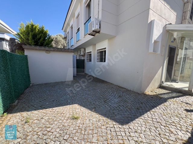 Göbenenin En Keyifli Noktasında Satılık Havuzlu Villa - Görsel 12