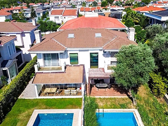 Göbenenin En Keyifli Noktasında Satılık Havuzlu Villa - Görsel 9