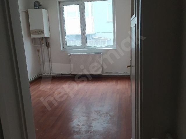 SAHİBİNDEN KİRALIK DAİRE İNCİRLİ ŞAL SOKAKTA  1 KAT - Görsel 3