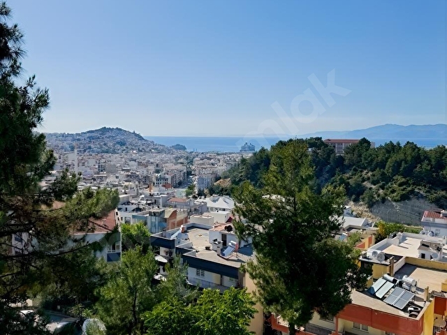 KUŞADASI Panoramik Deniz Manzaralı,Havuzlu Satılık 3+1 Daire - Görsel 7