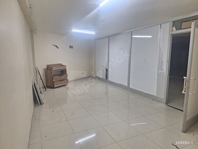 KURTKÖY MERKEZDE 36 M2 KİRALIK OFİS DEPO 20.000 TL - Görsel 12