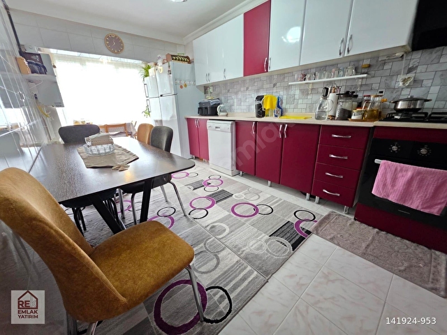YENİMAHALLE MERKEZDE 1.KAT GENİŞ FULL YAPILI SATILIK 3+1 DAİRE - Görsel 11