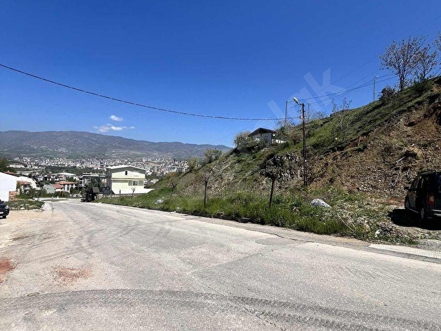 Bedestenoğlunda 228 m2 İmarlı Yol Kenarı Arsa