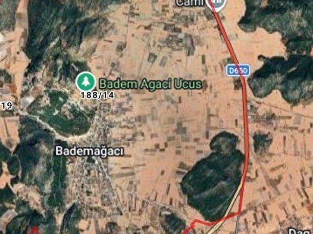 BADEMAĞACINDA KONUT İMARLI KÖŞEBAŞI 360 M² SATILIK ARSA - Görsel 3