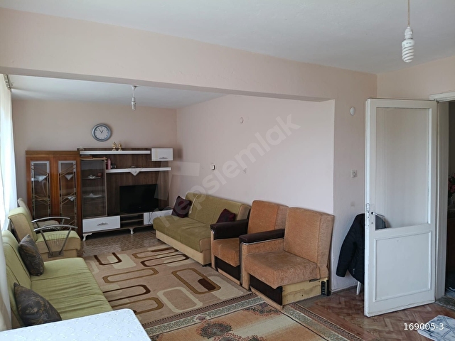 ATATÜRK MAHALLESİNDE CADDE ÜZERİ 2+1 DAİRE