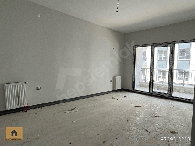 ATATÜRK LİSESİ YAKINI SATILIK 2+1 95M2 2.KAT KULLANIŞLI SIFIR FERAH ARAKAT DAİRE BORÇ ALICIYA AİTTİR