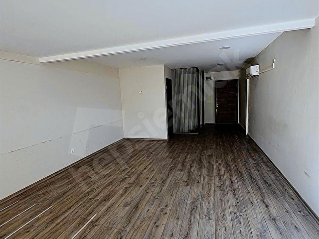 MALTEPE MİNİBÜS YOLUNDA NEFES PLAZADA DUBLEKS KİRALIK BÜRO/OFİS - Görsel 5