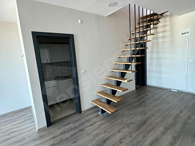 MALTEPE MİNİBÜS YOLUNDA NEFES PLAZADA DUBLEKS KİRALIK BÜRO/OFİS - Görsel 15