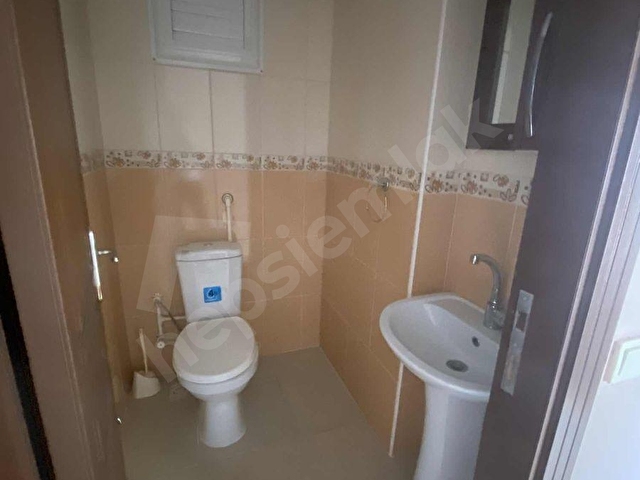 SELAYDAN ÇİFTLİKKÖY DE HAVUZLU SİTE İÇİNDE 3+1 SATILIK DAİRE - Görsel 22