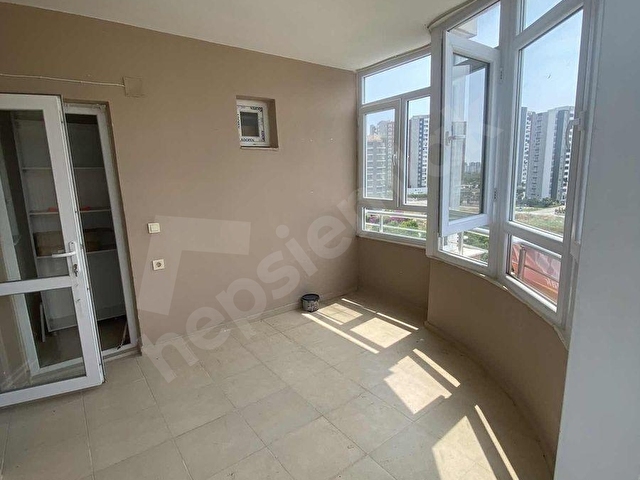 SELAYDAN ÇİFTLİKKÖY DE HAVUZLU SİTE İÇİNDE 3+1 SATILIK DAİRE - Görsel 14