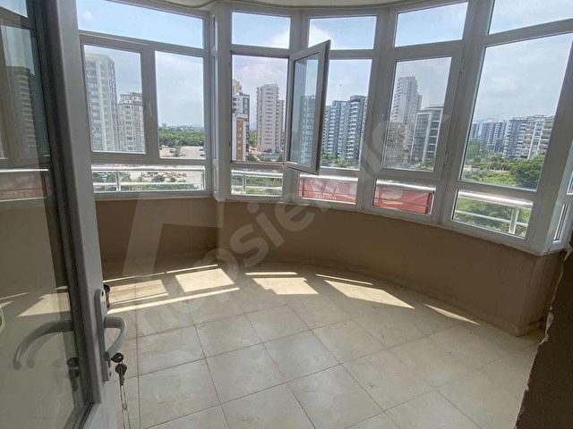 SELAYDAN ÇİFTLİKKÖY DE HAVUZLU SİTE İÇİNDE 3+1 SATILIK DAİRE - Görsel 16