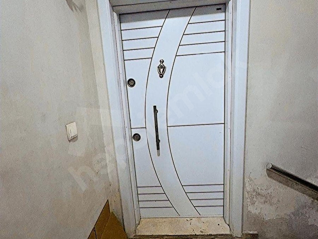 CADDE ÜZERINDE KİRALIK 2+1 DAİRE - Görsel 9