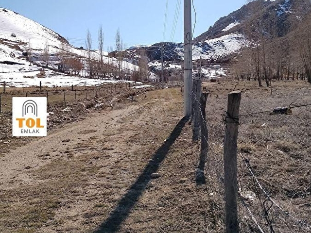 Yayla Girdev’de kadastral yolu mevcut tarla - Görsel 4