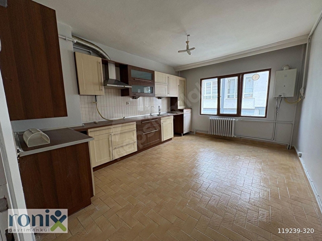 RONIX // DOKTORLAR CADDESİ / 3+1 / 135 m2 / KİRALIK DAİRE - Görsel 4