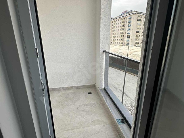 GÜLLÜBAĞLARDA MERKEZİN KALBİNDE 3+1 LÜKS SIFIR DAİRE! - Görsel 22