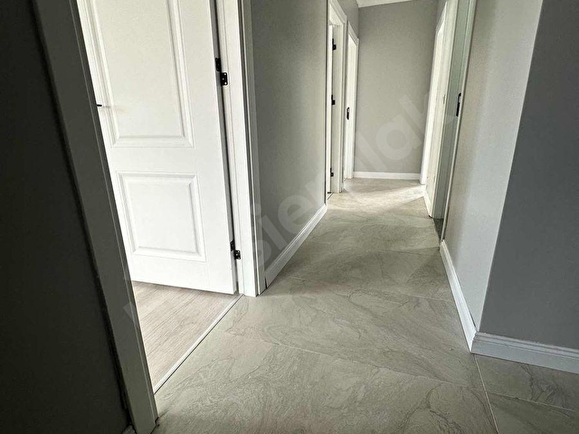 GÜLLÜBAĞLARDA MERKEZİN KALBİNDE 3+1 LÜKS SIFIR DAİRE! - Görsel 17