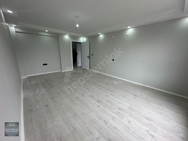 ESTORIADAN ALBAYRAK BULVARINDA Y. ISITMALI SIFIR 2+1 DAİRE - Görsel 4