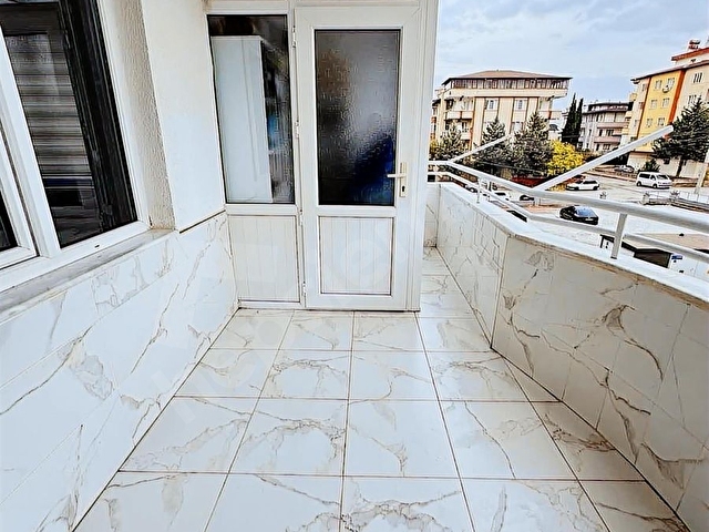 ÜNİVERSİTE ORMANI MANZARALI SATILIK 3+1 BAKIMLI GENİŞ DAİRE - Görsel 12