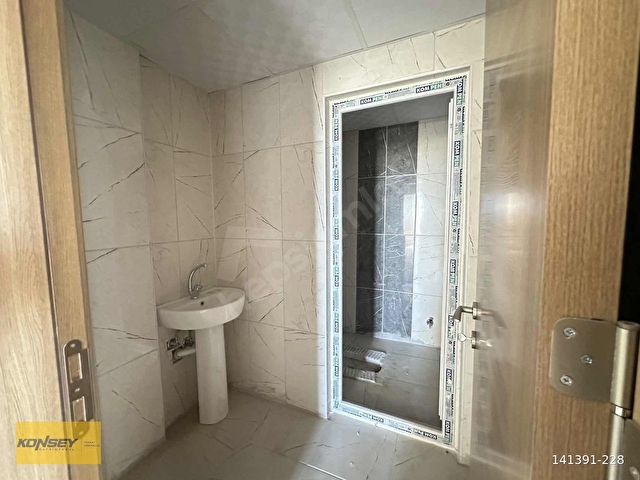 ÇUMRA NİRVANA PARKTA SATILIK 4+1 ARAKAT DAİRE - Görsel 15