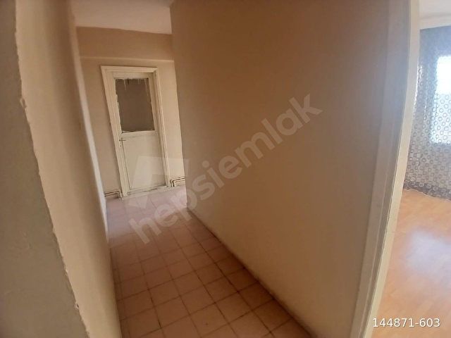 MECİDİYEKÖY MAHALLESİNDE 2+1 ÇOK GENİŞ VE AYDINLIK ARAKAT DAİRE - Görsel 12