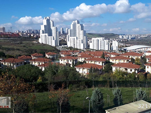 Bahcesehir Spradon Kule 4 1 Esyali Kiralik 32175 3210 Hurriyet Emlak