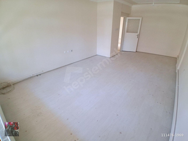 Basın Caddesinde Gülhane Hastanesi Yanında 3+1  Salon Bağımsız Ön Cephe,Daire yeni Boyandı