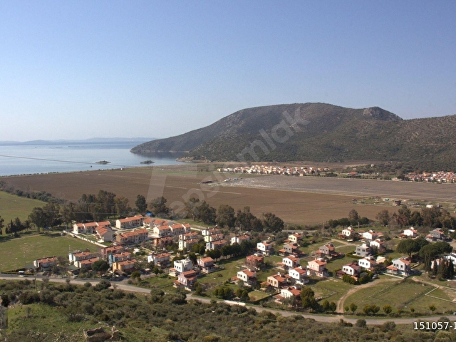 Karaburun Küçükbahçe Mercankoy 4.099 m2 Satılık Arsa - Görsel 16