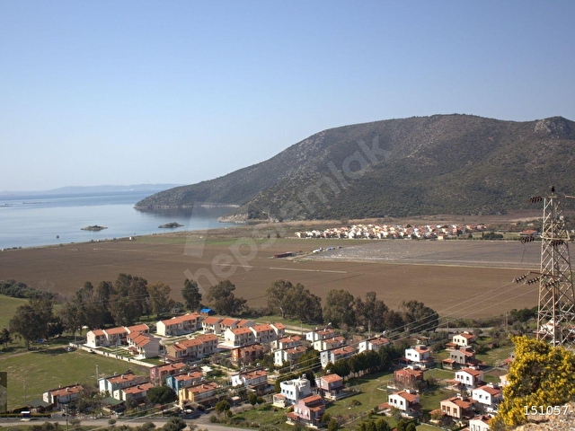 Karaburun Küçükbahçe Mercankoy 4.099 m2 Satılık Arsa - Görsel 23