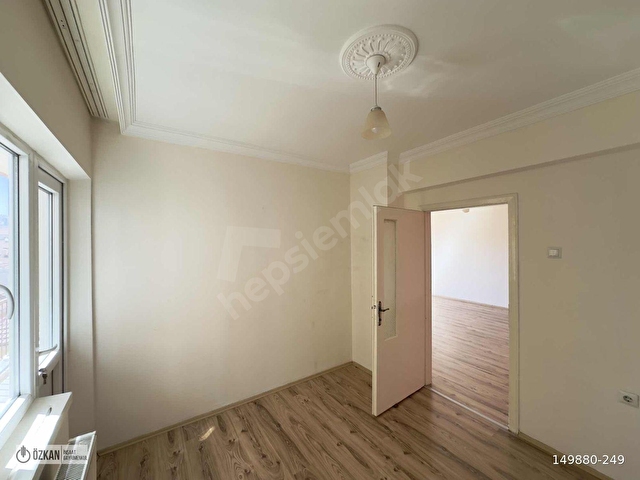HINIS SK. KATTA MANZARALI KİRACISIZ 3+1 SATILIK DAİRE - Görsel 24