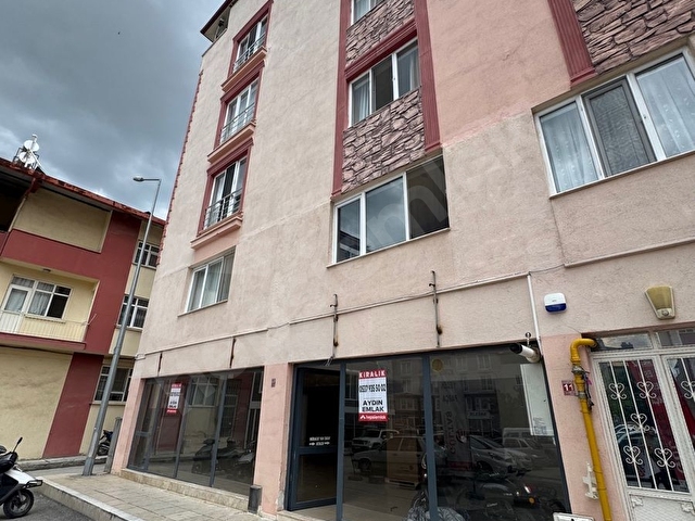 BURDUR MERKEZ ÖZGÜR MAHALLESİNDE KİRALIK GENİŞ DÜKKAN