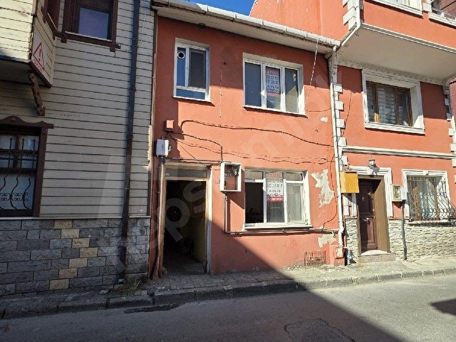 Sarıyer Rumeli Kavağında sahilde sarıyer merkeze 5 dakka mesafede kaçırılmaz FIRSAT!! Müstakil