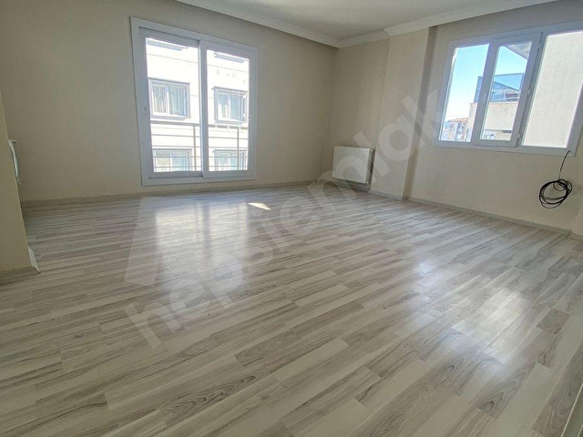 BERGAMA ATATÜRK MAHALLESİNDE 3+1 KİRALIK DAİRE - Görsel 3