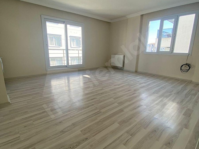 BERGAMA ATATÜRK MAHALLESİNDE 3+1 KİRALIK DAİRE - Görsel 2