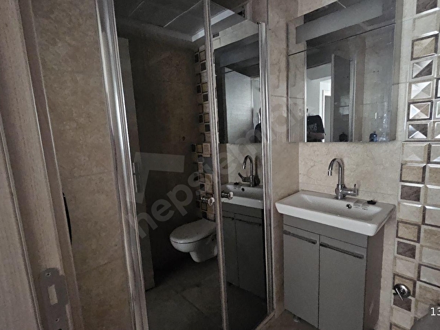 TOVI FRANKOdanKarşıyaka vapur iskelesine yakın kiralık 2+1 - Görsel 3