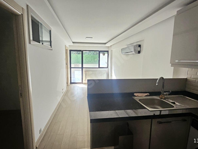 TOVI FRANKOdanKarşıyaka vapur iskelesine yakın kiralık 2+1 - Görsel 10